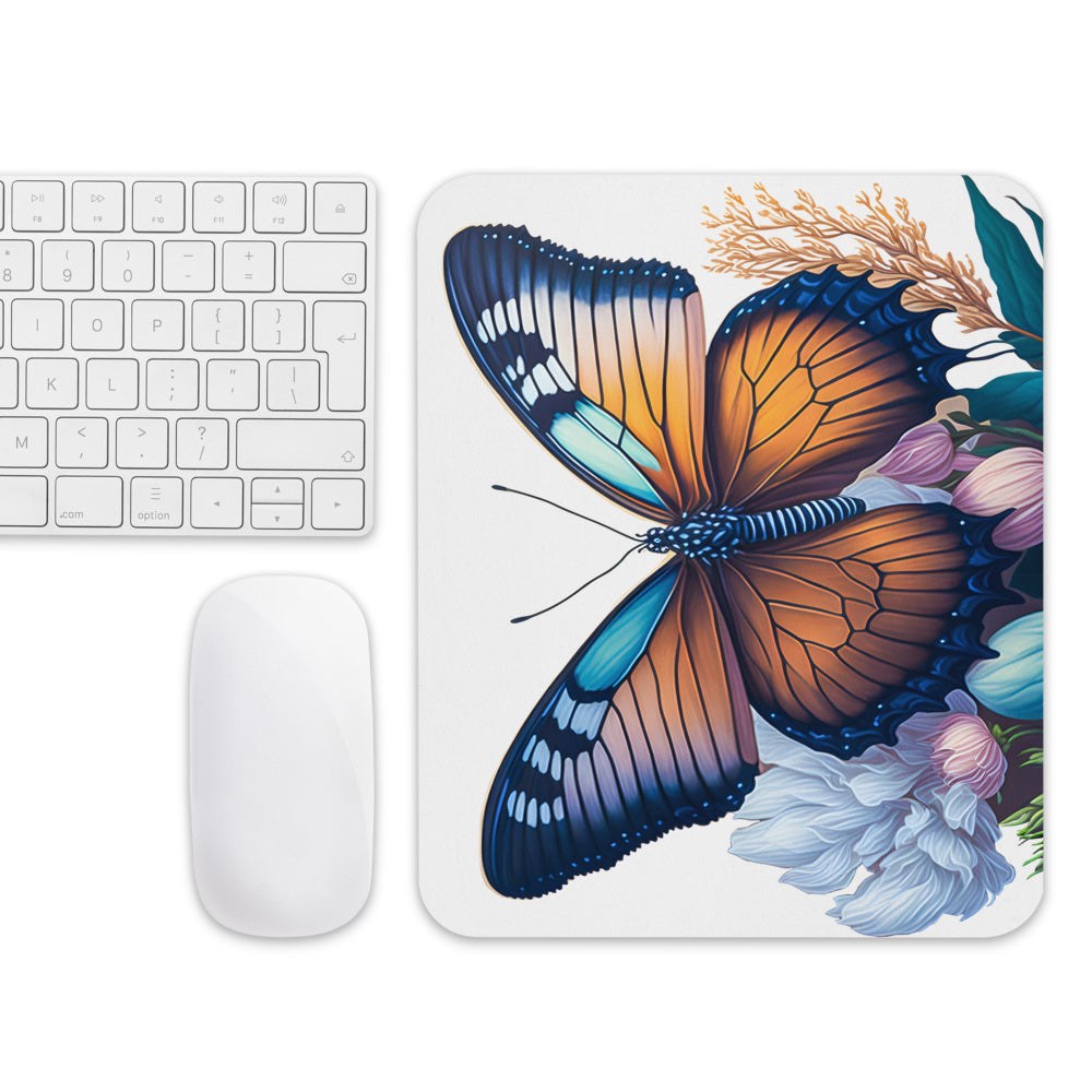 Mouse pad „Fluture în Grădină” | Design Artistic Floral| Suprafață textilă anti‑alunecare | Dreptunghi & Rotund
